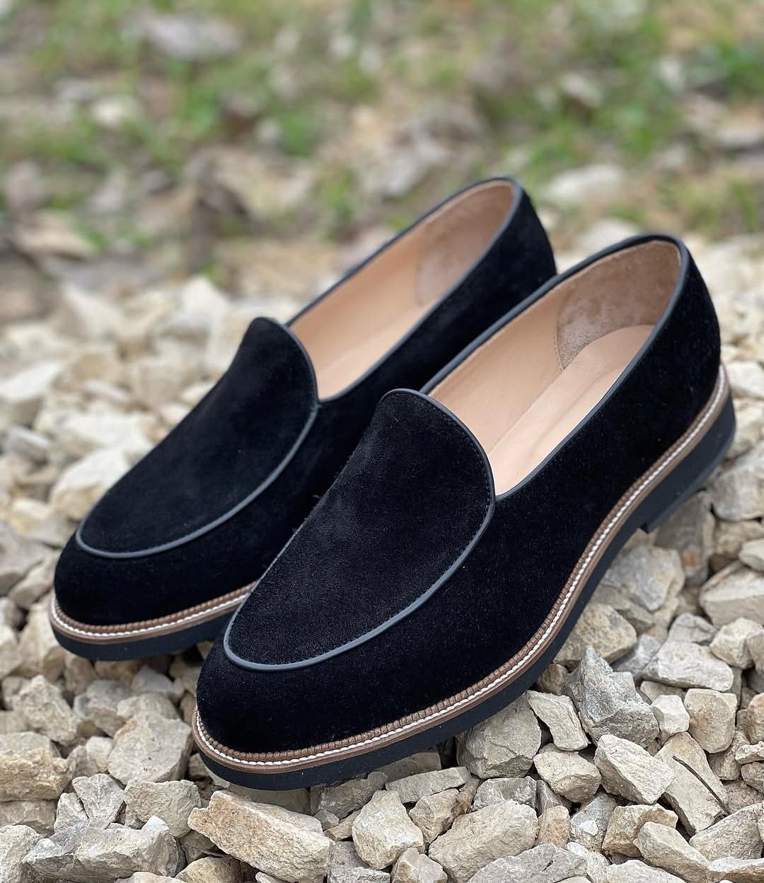 Gbaura Venetian Suede Loafer in Obsidian Black