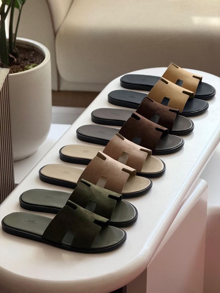 Gbaura  "H" cut-out slides 