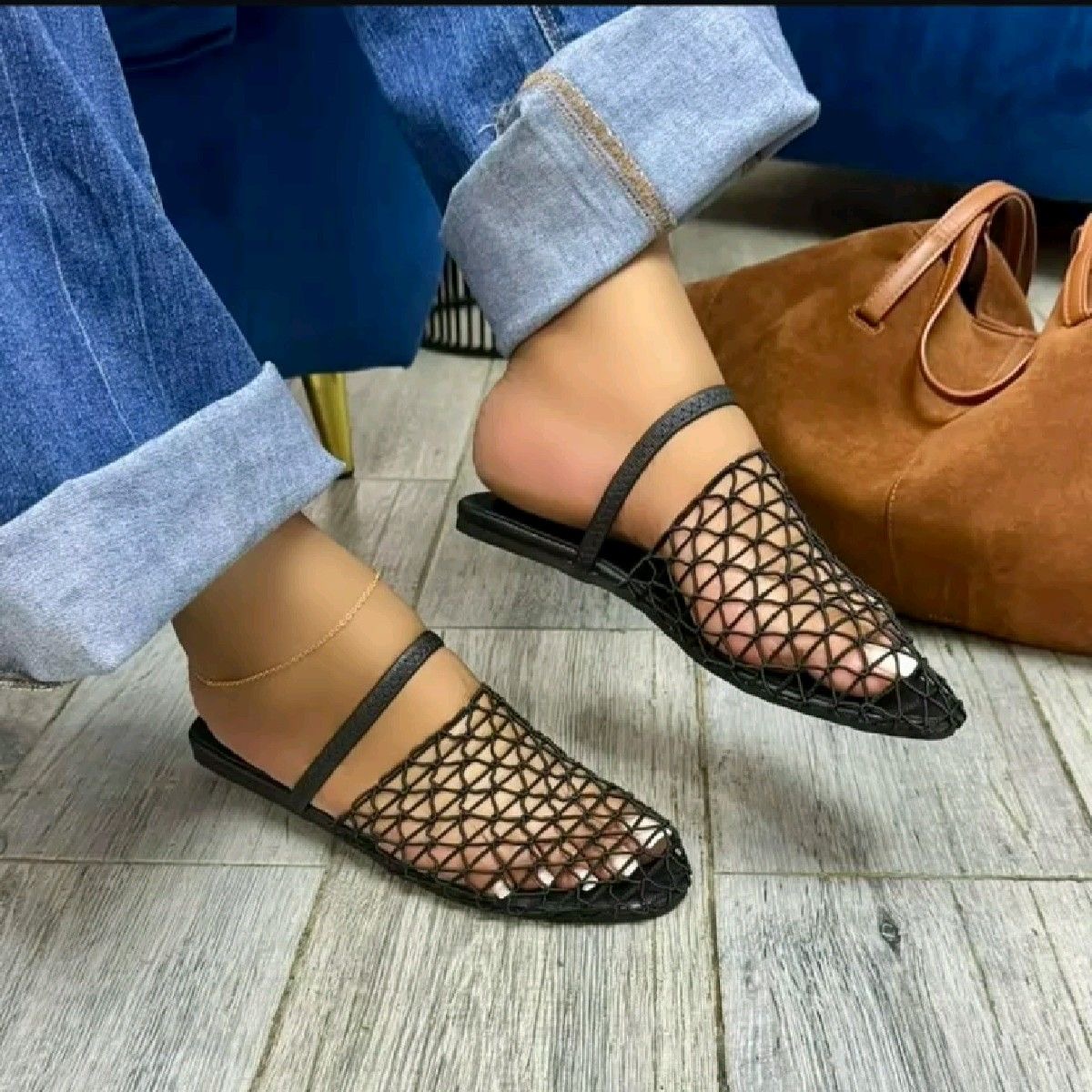 Gbaura Mesh Breathable Slip-On Slippers