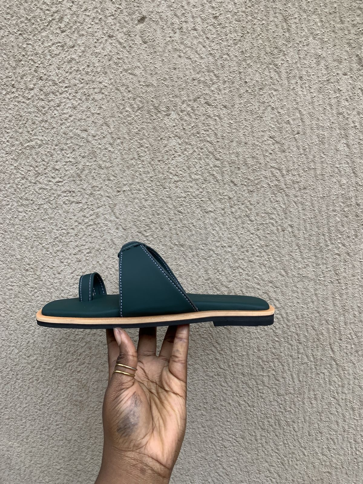 Gbaura Handmade palm